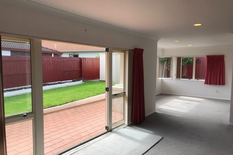 Photo of property in 130 Russley Drive, Mount Maunganui, 3116
