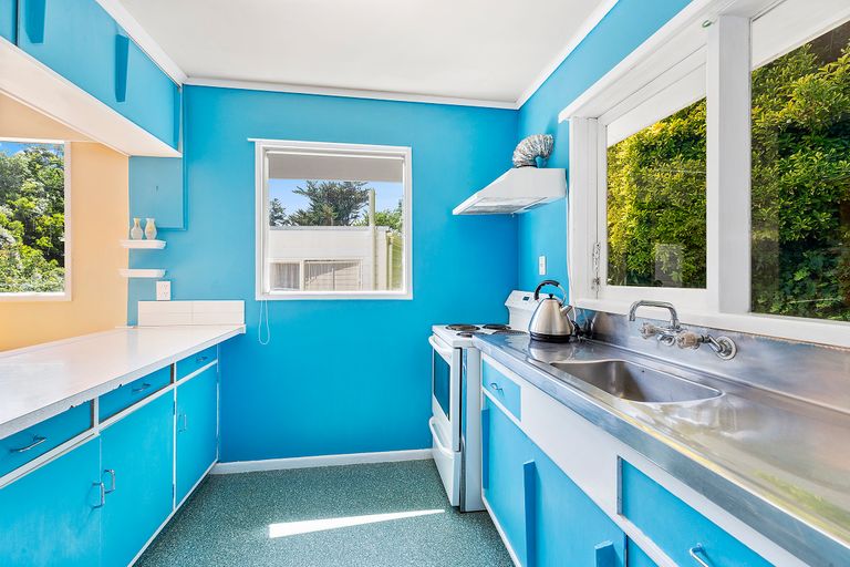 Photo of property in 124a Middleton Road, Churton Park, Wellington, 6037