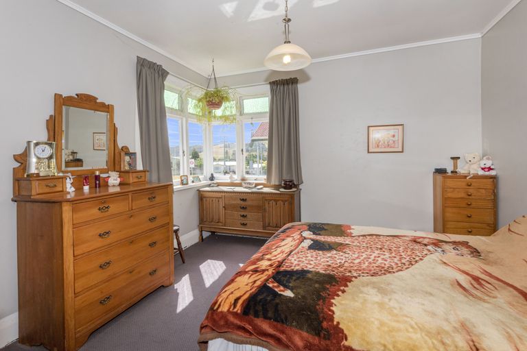 Photo of property in 3 View Road, Hikurangi, 0114