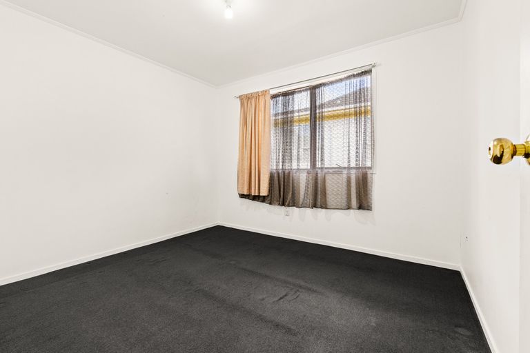 Photo of property in 14 Kellett Road, Ranui, Auckland, 0612