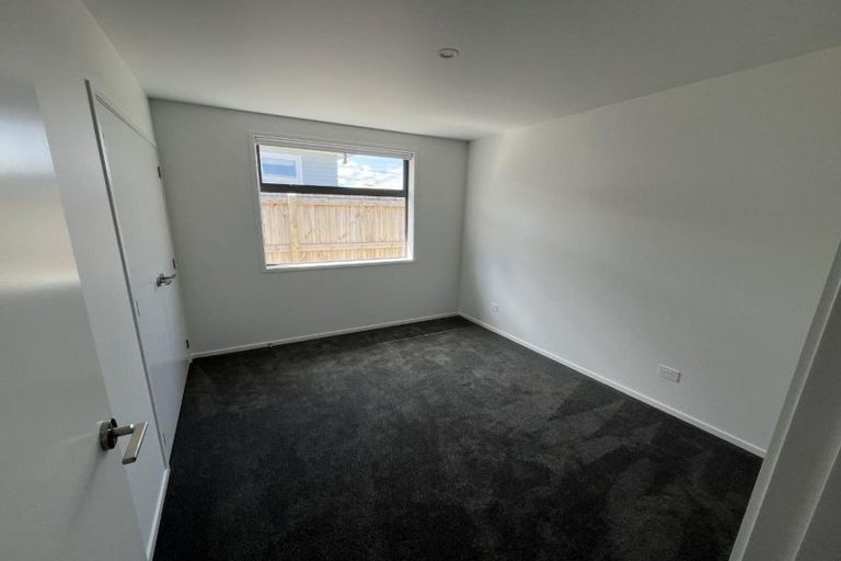 Photo of property in 1 Wheeler Place, Upper Vogeltown, New Plymouth, 4310