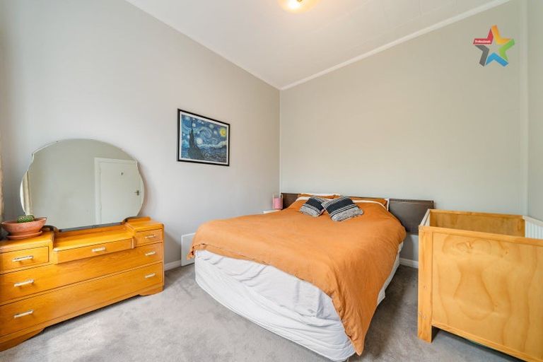 Photo of property in 9 East Street, Petone, Lower Hutt, 5012