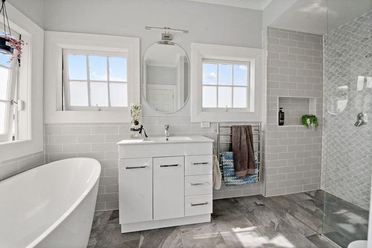 Photo of property in 35 Helvetia Road, Pukekohe, 2120