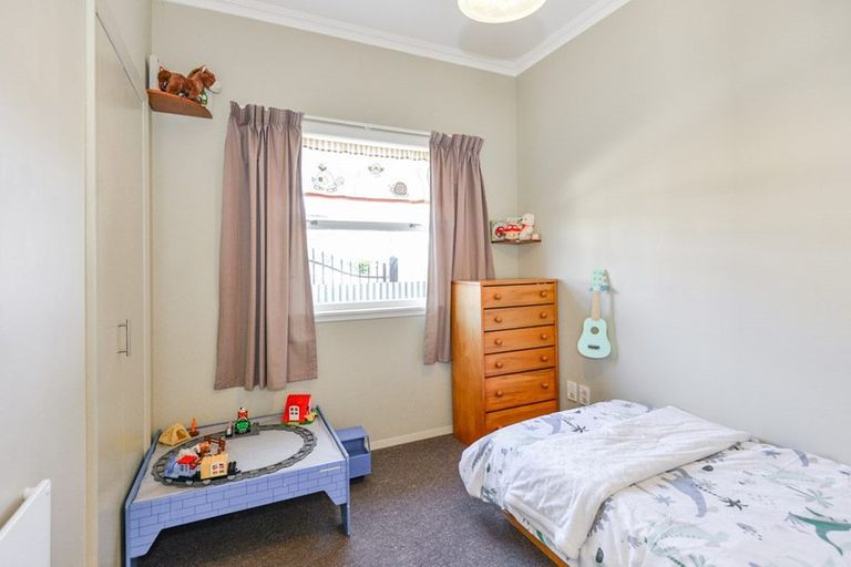 Photo of property in 44 Coverdale Street, Onekawa, Napier, 4110