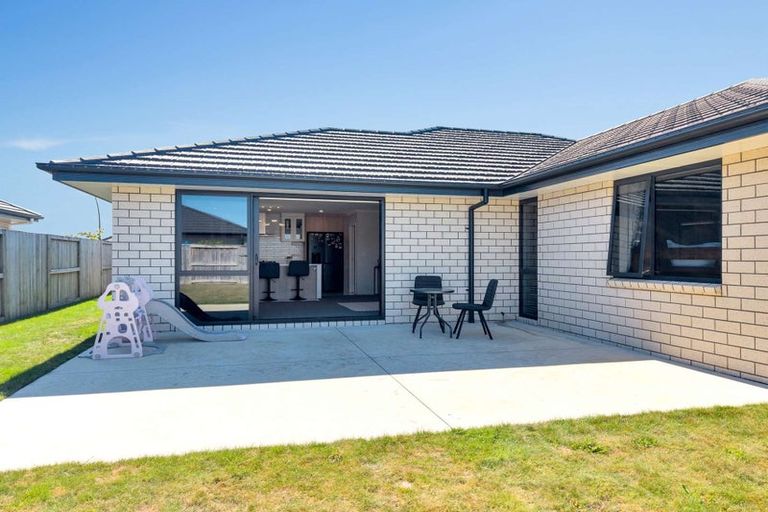 Photo of property in 11 Kimbrae Drive, Rototuna North, Hamilton, 3210