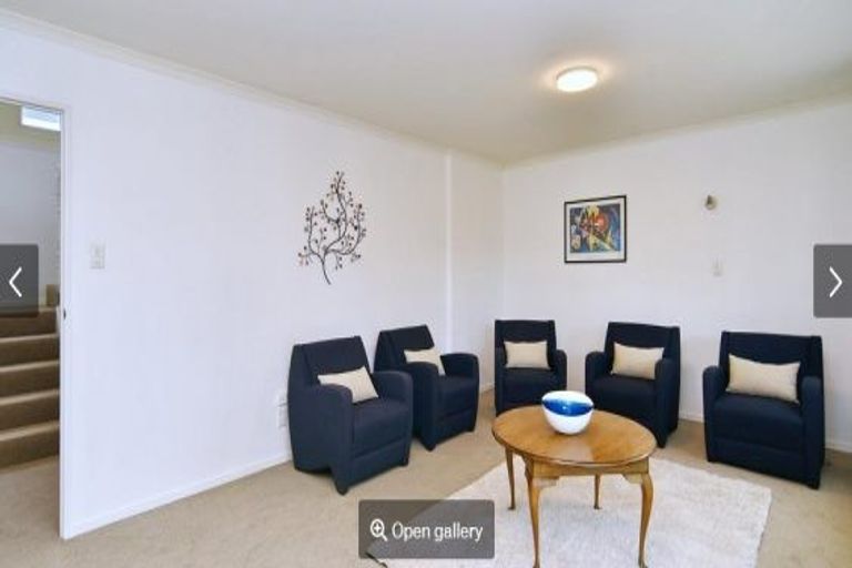 Photo of property in 10 Rachel Place, Avonhead, Christchurch, 8042