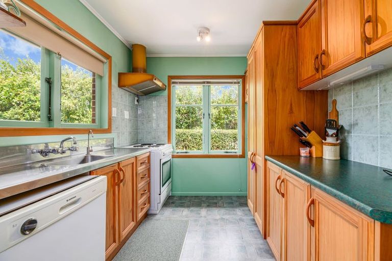 Photo of property in 78 Neil Avenue, Te Atatu Peninsula, Auckland, 0610