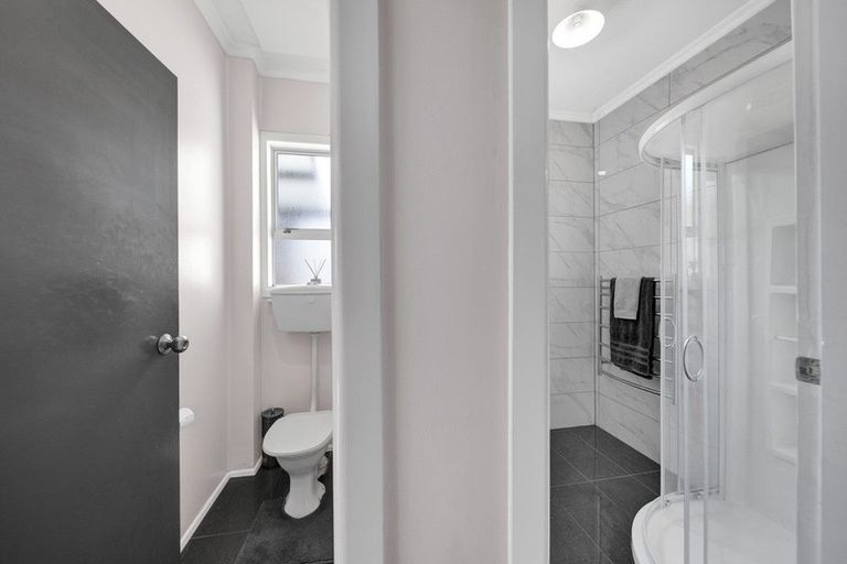 Photo of property in 37 Vogel Street, Hawera, 4610