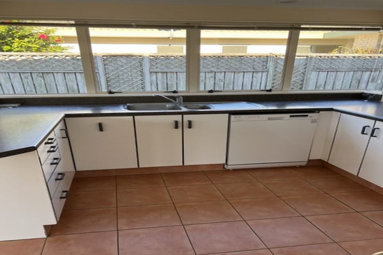 Photo of property in 15b Claridge Place, Mount Maunganui, 3116