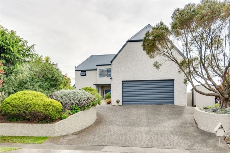 Photo of property in 39 Cumberland Rise, Taradale, Napier, 4112