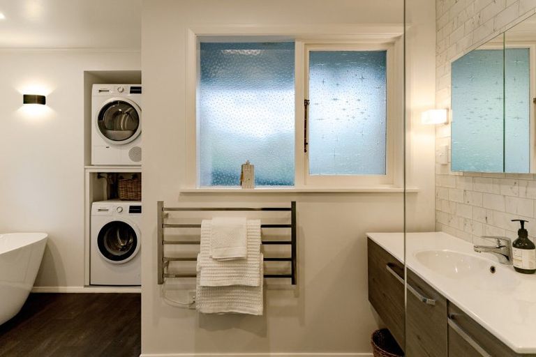 Photo of property in 41 Fraser Avenue, Johnsonville, Wellington, 6037