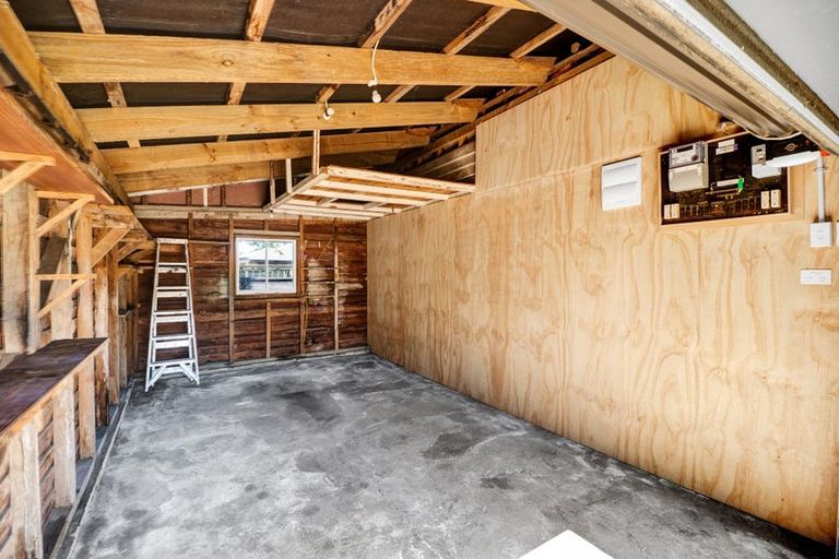 Photo of property in 226 Tukapa Street, Westown, New Plymouth, 4310