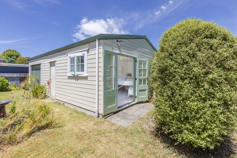 Photo of property in 2a Dee Street, Otane, 4202