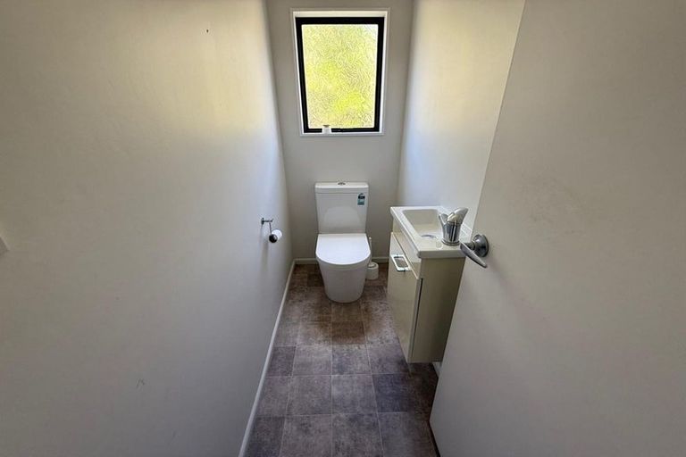 Photo of property in 1/79 Cunliffe Street, Churton Park, Wellington, 6037