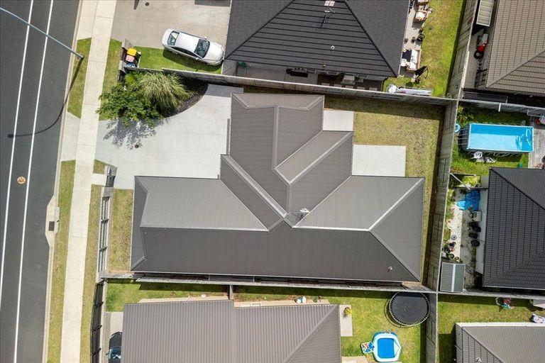 Photo of property in 225 Te Okuroa Drive, Papamoa, 3118