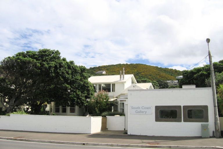 Photo of property in 302 The Esplanade, Island Bay, Wellington, 6023