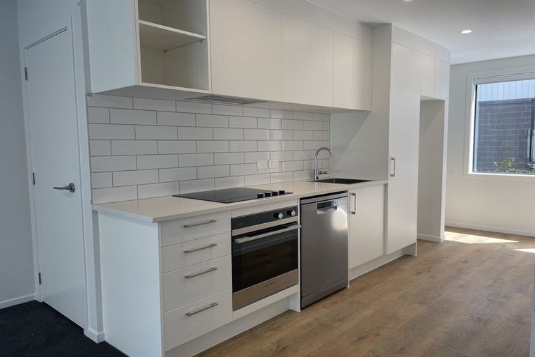 Photo of property in 15/3234 Great North Road, New Lynn, Auckland, 0600