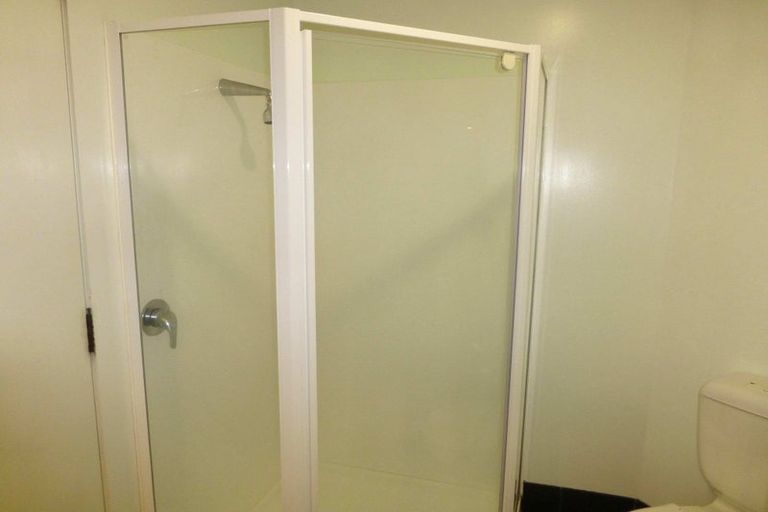 Photo of property in Pirie Street Townhouses, 28/35u Pirie Street, Mount Victoria, Wellington, 6011