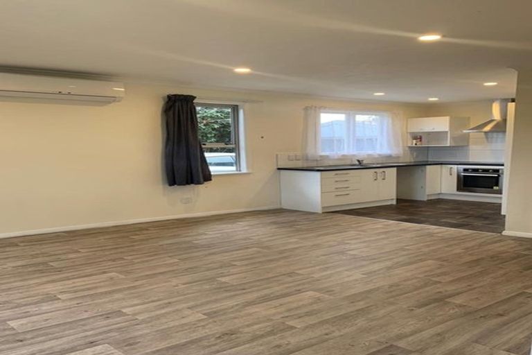 Photo of property in 20 Kapiti Road, Paraparaumu, 5032