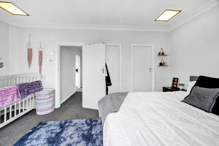 Photo of property in 14 Dives Avenue, Hawera, 4610