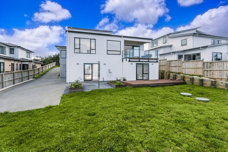 Photo of property in 23 Paikea Street, Albany Heights, Auckland, 0632