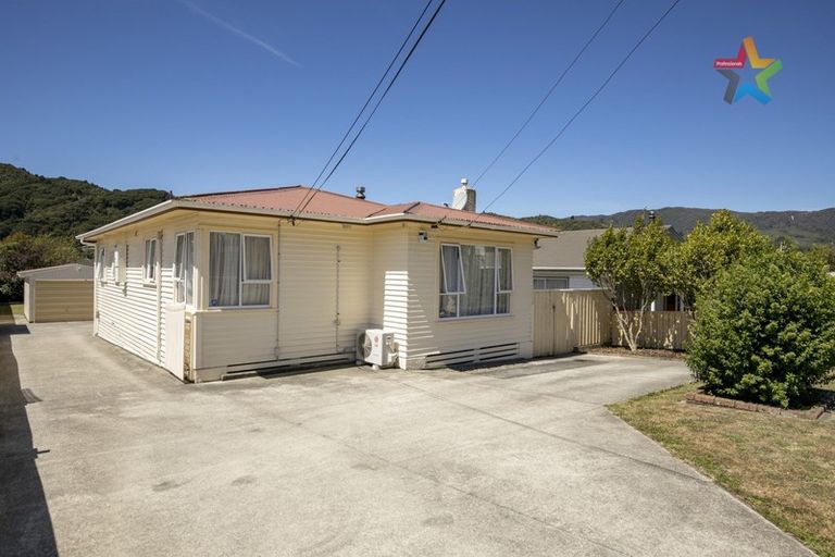 Photo of property in 19 Main Road, Wainuiomata, Lower Hutt, 5014