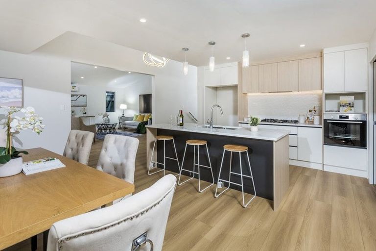 Photo of property in 33 Pinecrest Drive, Gulf Harbour, Whangaparaoa, 0930