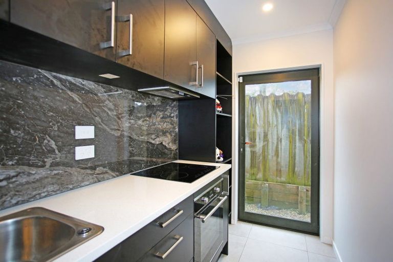 Photo of property in 112a Longford Park Drive, Takanini, 2112