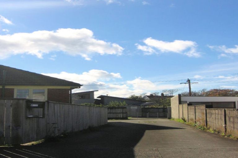 Photo of property in 25 Jutland Street, Waterloo, Lower Hutt, 5011