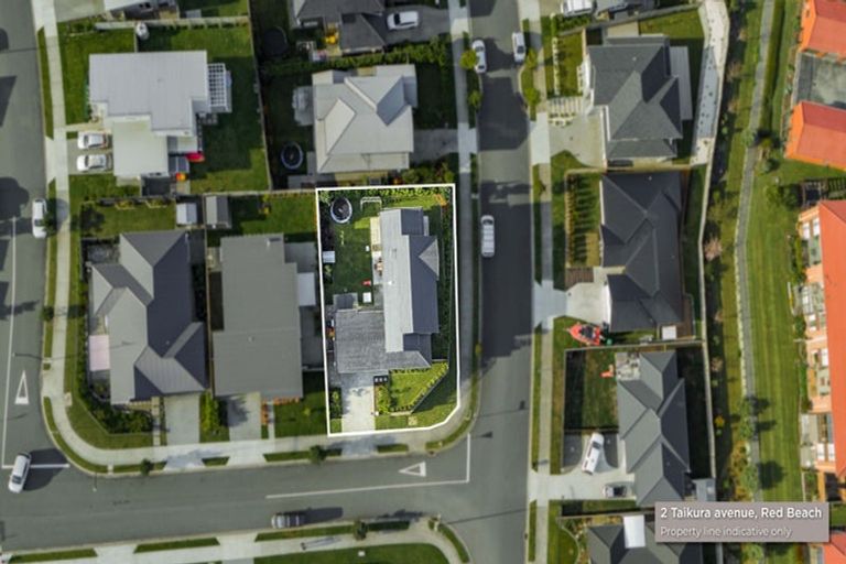 Photo of property in 2 Taikura Avenue, Red Beach, 0932