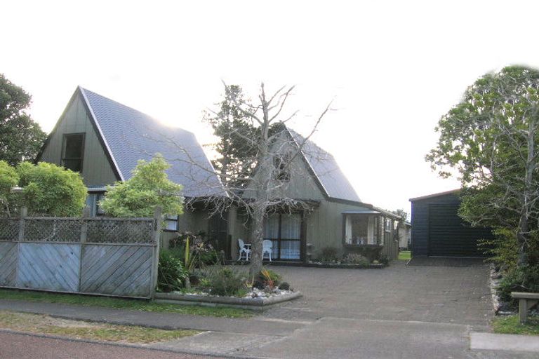 Photo of property in 198 Pauanui Boulevard, Pauanui, Hikuai, 3579