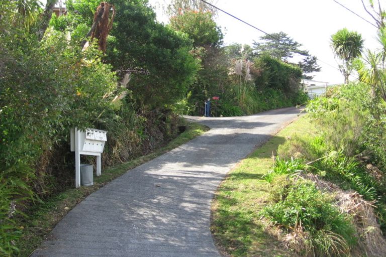 Photo of property in 25 Bayview Road, Browns Bay, Auckland, 0630