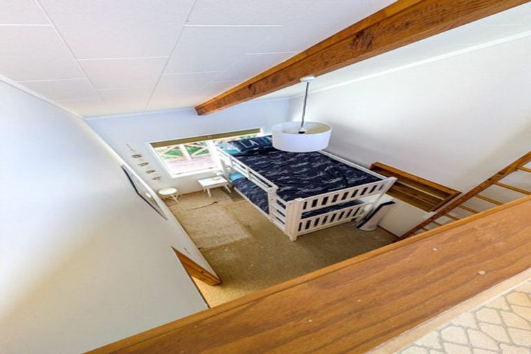 Photo of property in 28 Kelly Street, Baylys Beach, Dargaville, 0377