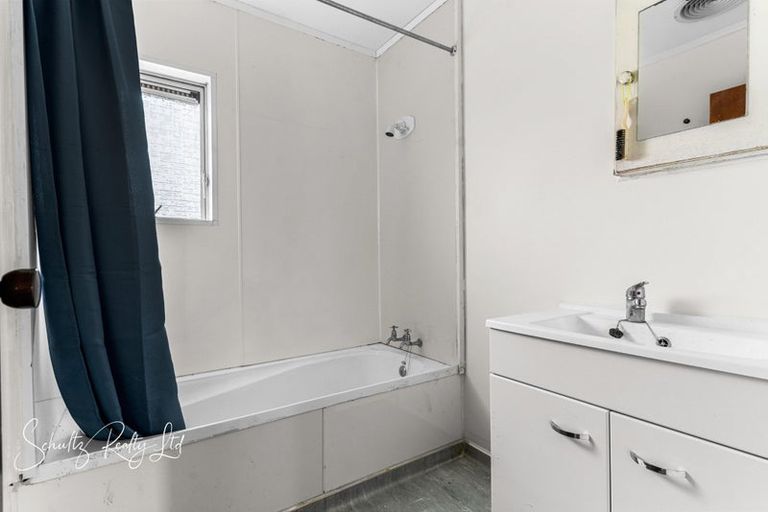 Photo of property in 32a Swamp Road, Mareretu, Maungaturoto, 0571