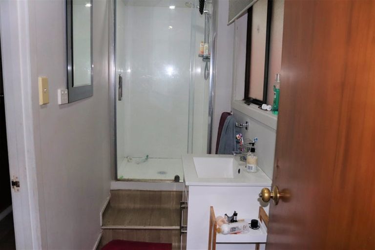 Photo of property in 105 Tidal Road, Mangere, Auckland, 2022