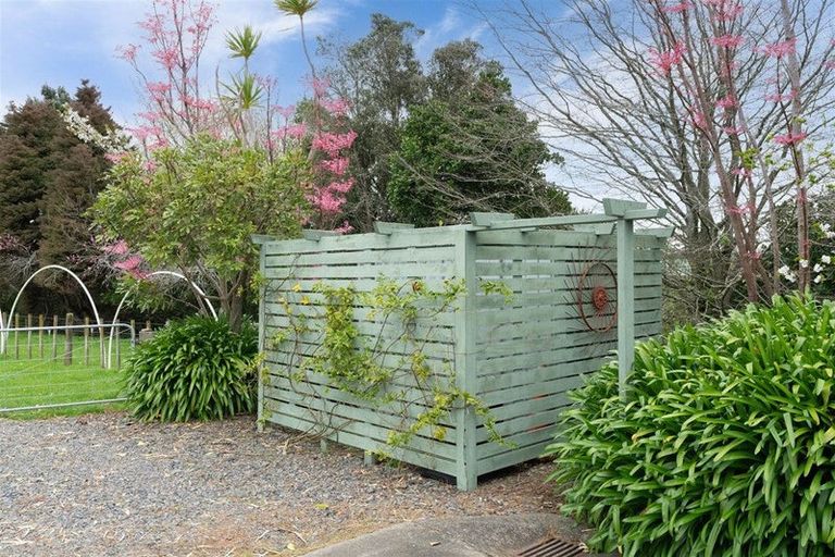 Photo of property in 124 Kukutauaki Road, Koputaroa, Levin, 5575