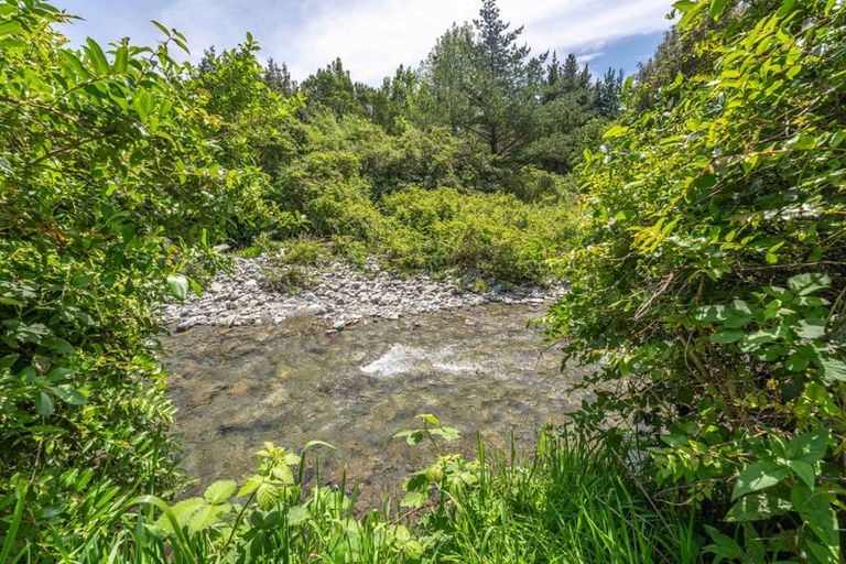 Photo of property in 50 Kents Road, Reikorangi, Waikanae, 5391