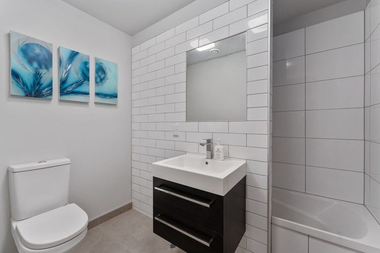 Photo of property in Detroit Apartments, 102/181u Tasman Street, Mount Cook, Wellington, 6021