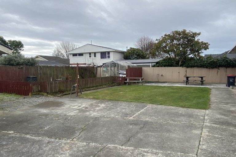 Photo of property in 58 Greendale Avenue, Avonhead, Christchurch, 8042