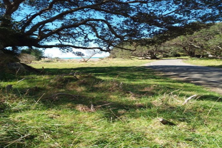 Photo of property in 13 Makahuri Place, Hicks Bay, Tikitiki, 4087