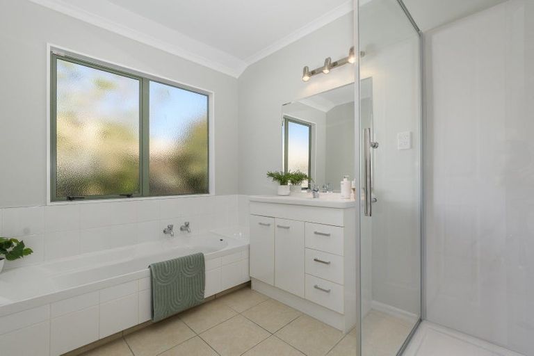 Photo of property in 52 Robins Road, Judea, Tauranga, 3110