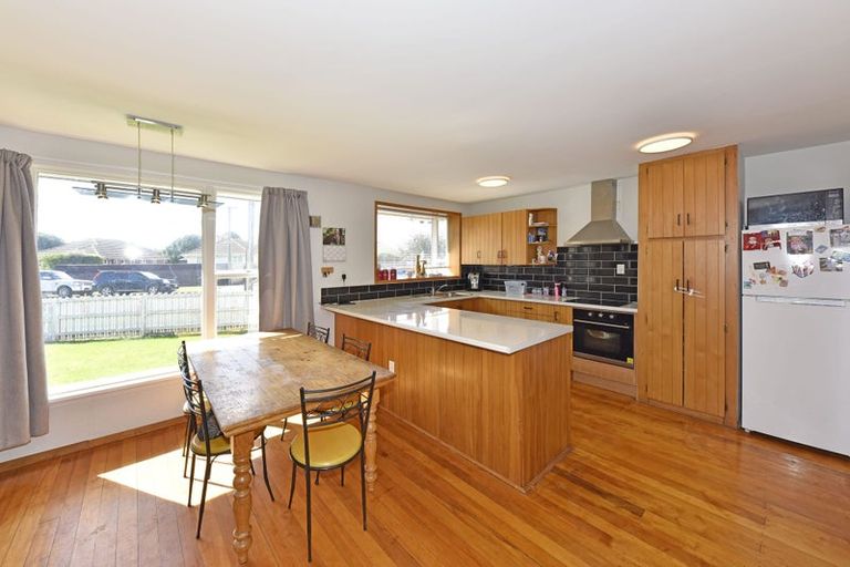 Photo of property in 111 Philpotts Road, Mairehau, Christchurch, 8052