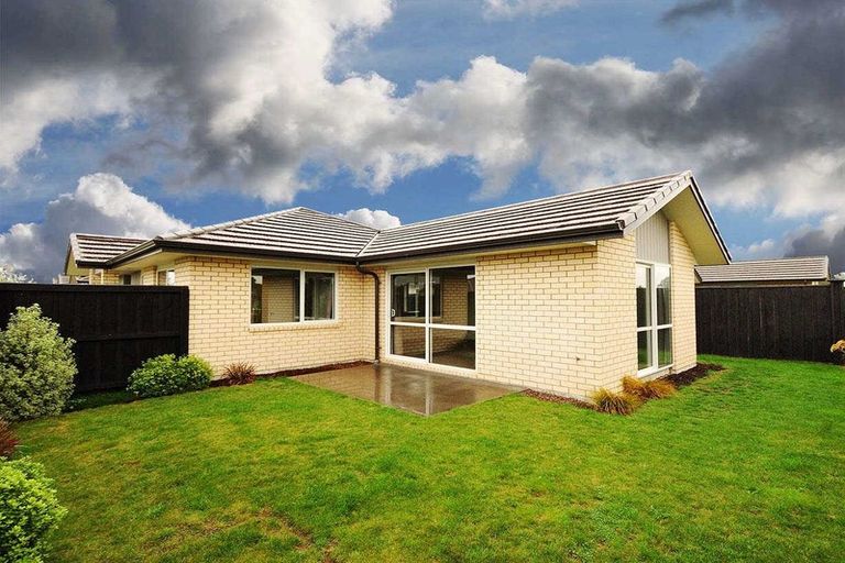 Photo of property in 19 Burford Way, Rolleston, 7615