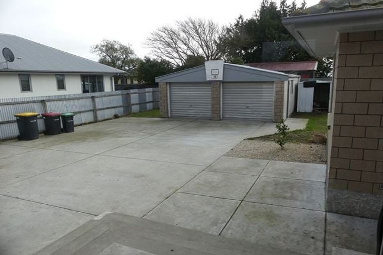 Photo of property in 4 Newhaven Street, Burwood, Christchurch, 8083