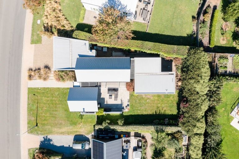 Photo of property in 125 Meadowstone Drive, Wanaka, 9305