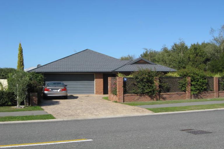 Photo of property in 2 Masefield Drive, Rolleston, 7614