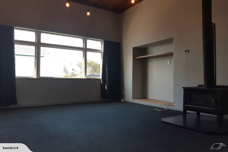 Photo of property in 22 Ross Street, Marton, 4710