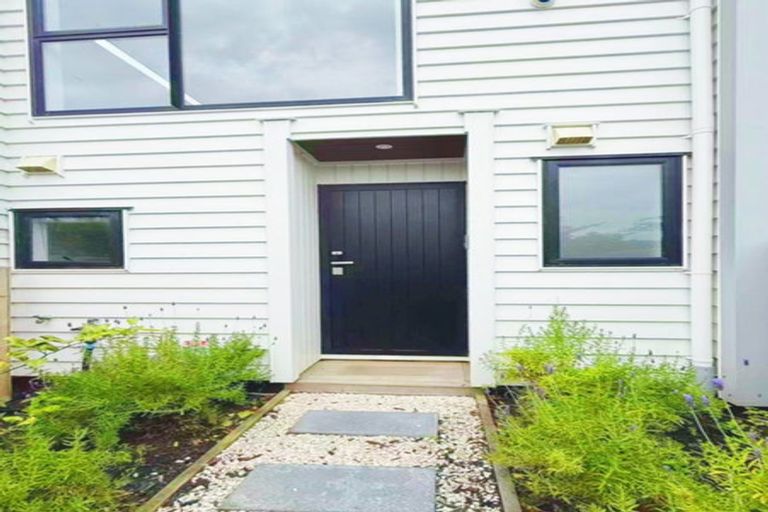 Photo of property in 18a Arrow Road, Forrest Hill, Auckland, 0620