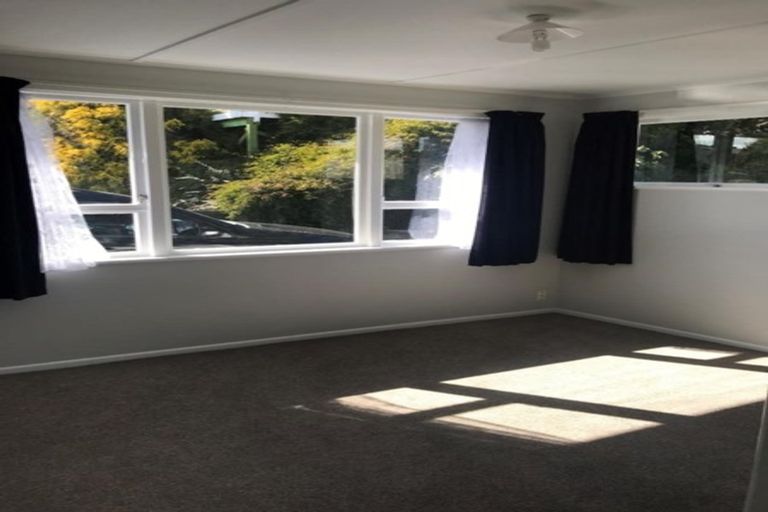 Photo of property in 11 Waitahanui Avenue, Taupo, 3330