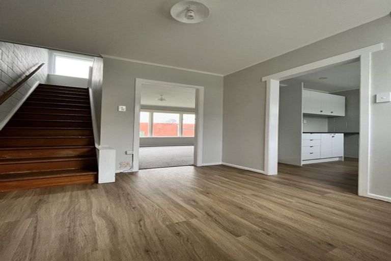 Photo of property in Shakespeare Flats, 8/48 Merton Street, Trentham, Upper Hutt, 5018